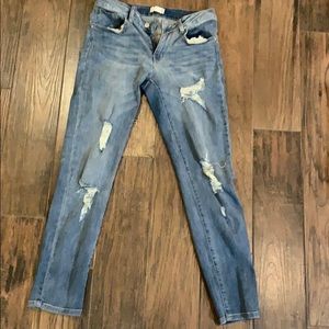 Alrar’d state light wash distressed jeans.  Sz 25